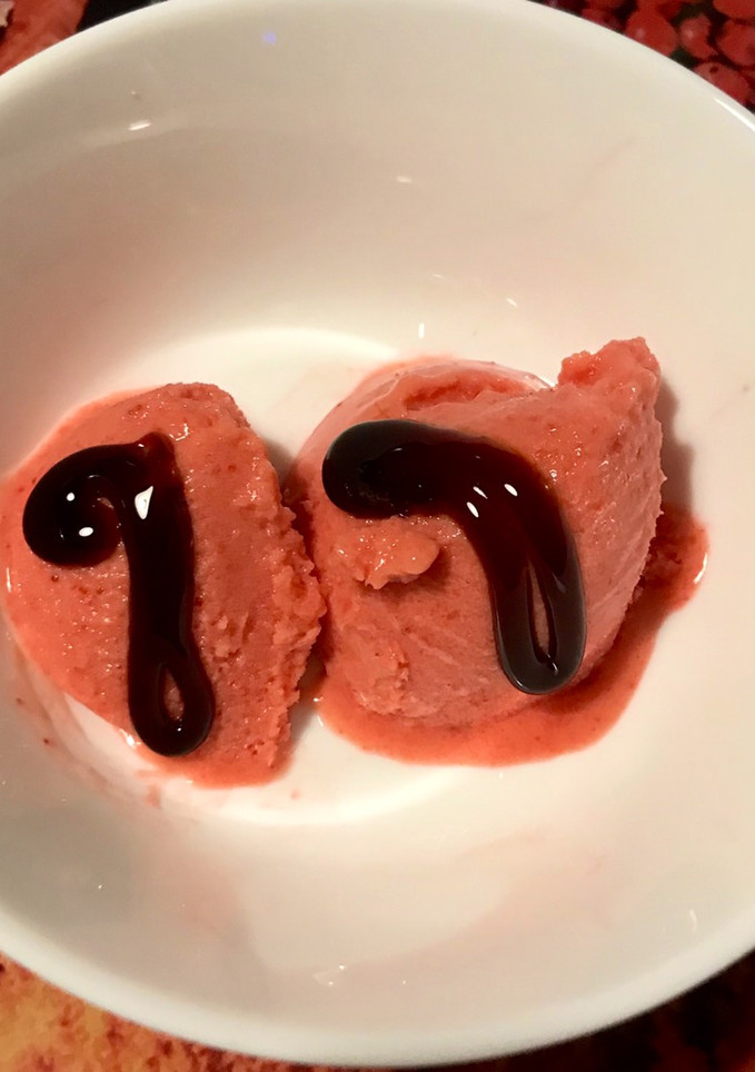 Una foto de Helado de Fresa (Thermomix)