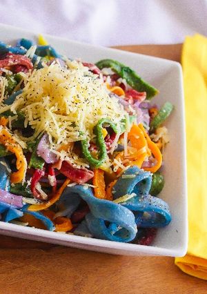 Una foto de Pasta de Colores (ARCOIRIS)