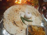 झुणका भाकरी(Zunka Bhakri Recipe In Marathi)