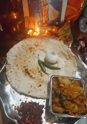 A picture of झुणका भाकरी(Zunka Bhakri Recipe In Marathi).