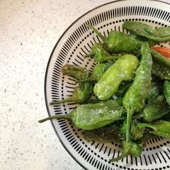 A picture of Padron peppers.