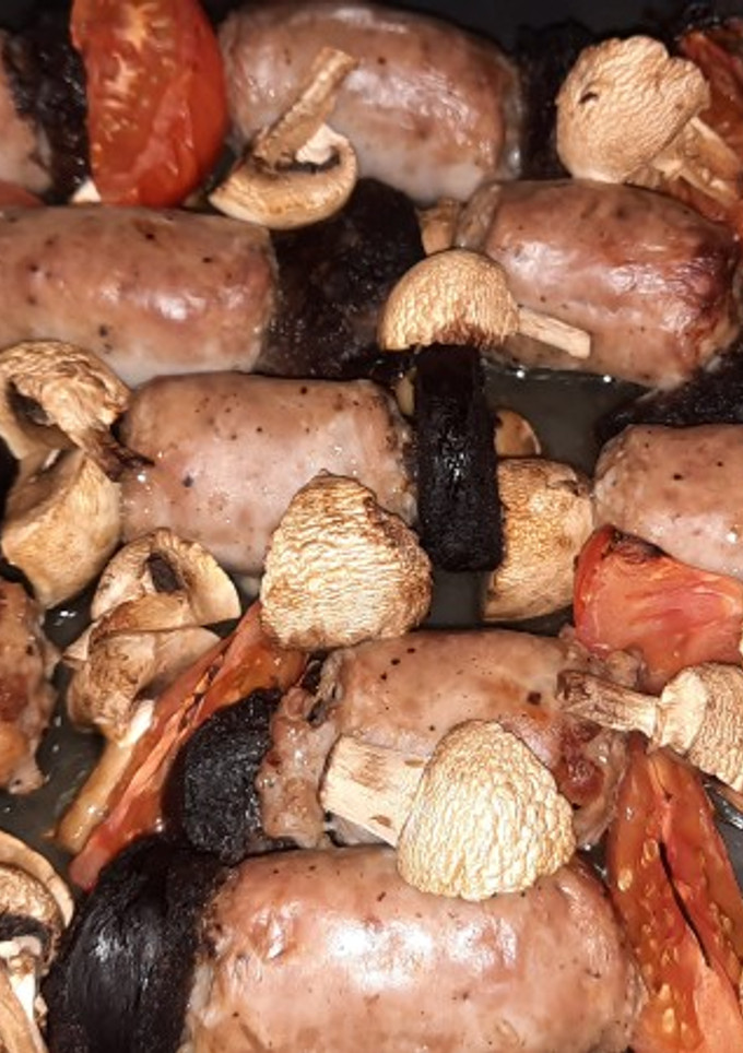 Una foto de Butifarra al horno con morcilla