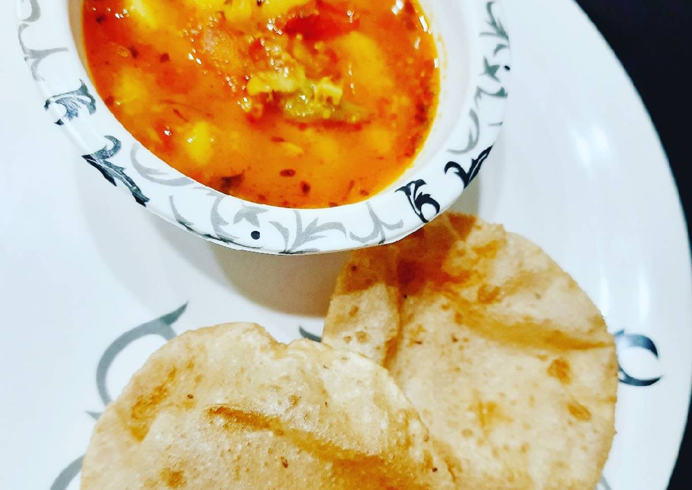 Puri and aloo bhaji