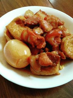 Hình của món Thịt kho trứng.