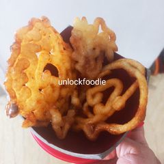 Instant jalebi A picture of Instant jalebi.