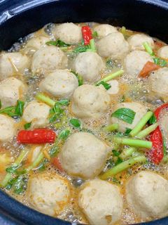 Hình của món Lẩu thái hải sản chua cay.