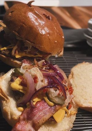 🍔 Klasszikus házi Hamburger recept fotója