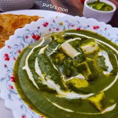 A picture of Palak paner.