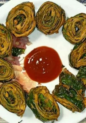 પતરવેલીયા(patra recipe in gujarati) રેસીપી મુખ્ય ફોટો