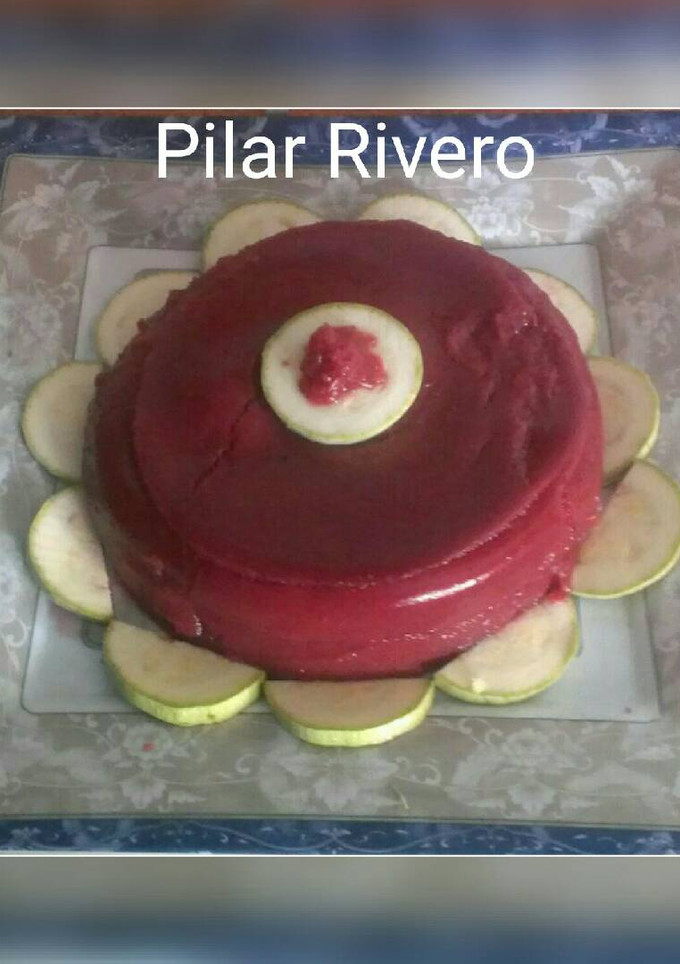 Una foto de Tarta de verduras "red velvet"