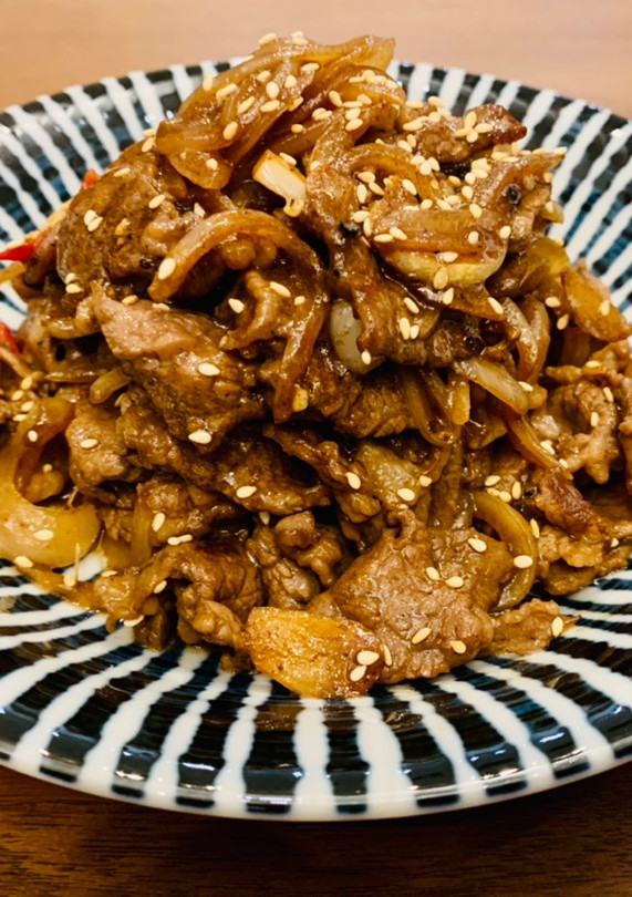 A picture of Delicious Worcestershire Sauce Stir-Fried Beef.