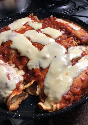 Una foto de Canelones de jamón y queso (rinde para 7 personas la receta)