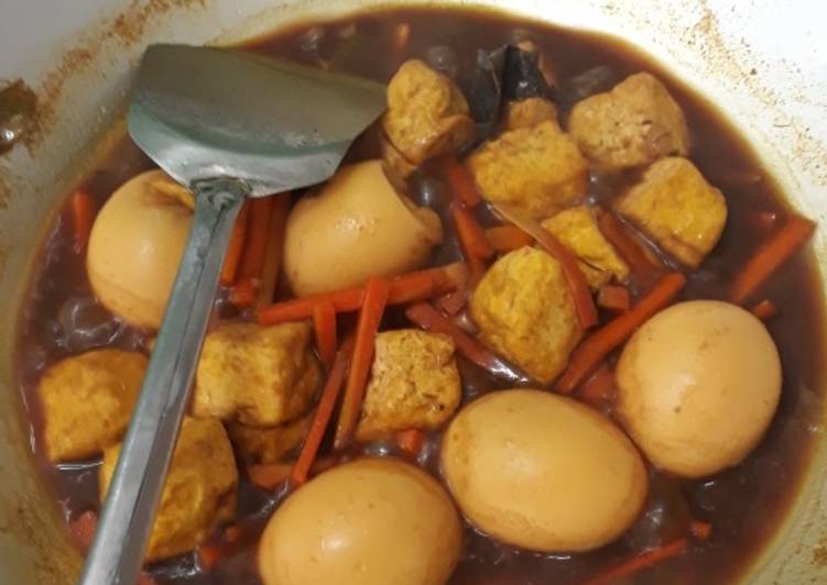 Semur telur tahu wortel