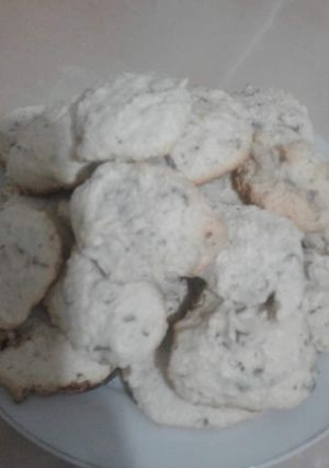 O poză a rețetei Fursecuri cu nucă de cocos și ciocolată.