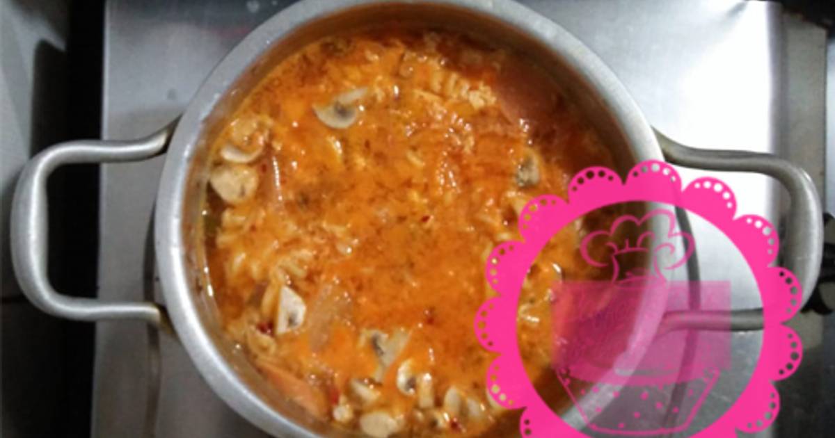 Resep Simple Ramyun Jjigae ala CaffeinePink #DikuahinBiarSyedep oleh ...
