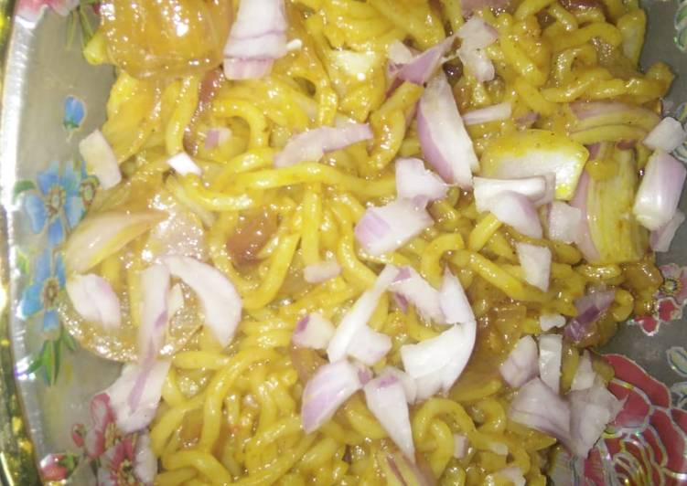 How to Prepare Any-night-of-the-week Onion maggi