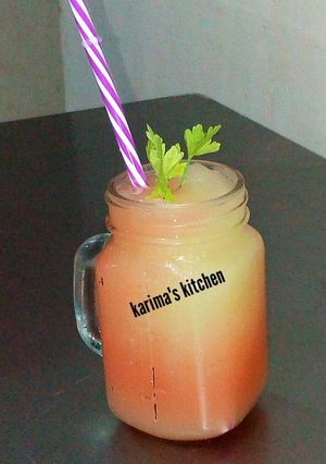 A picture of Watermelon cucumber juice.