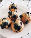 Muffins integrales de yogur con arándanos
