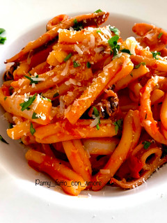 Foto di Caserecce calamari e pecorino