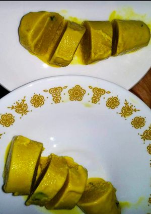 A picture of Mango kulfi.
