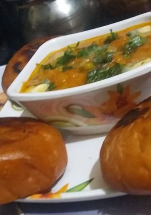 पाव भाजी (pav bhaji recipe in Hindi) रेसिपी मुख्य फोटो