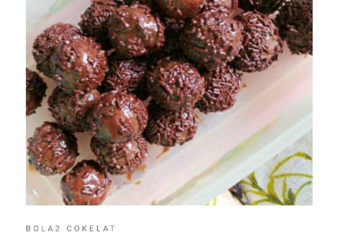 Bola-Bola cokelat