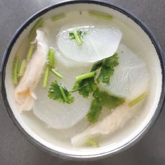 A picture of Radish Soup.