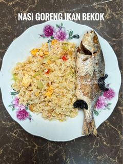 Gambar Nasi Goreng Ikan Bekok