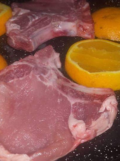 Una foto de Cortillas De Cerdo A La Naranja