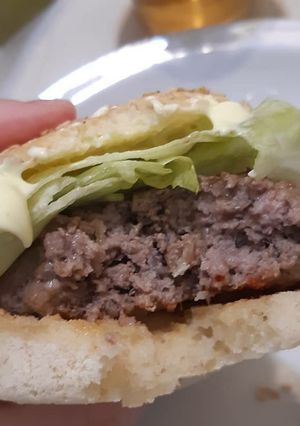 Una foto de Hamburguesas con pocos ingredientes