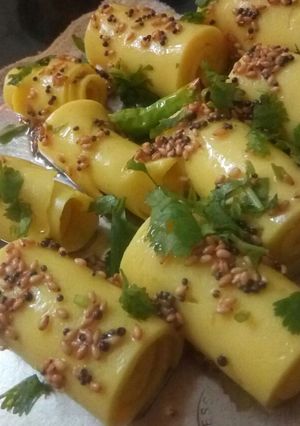 A picture of Gujarati Khandvi.
