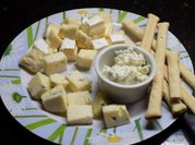 Una foto de queso crema camembert