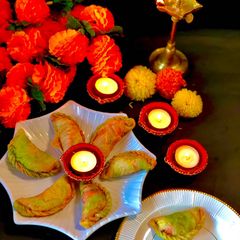 Rainbow Karanji/Gujiya with rava,dry fruits and coconut filling A picture of Rainbow Karanji/Gujiya with rava,dry fruits and coconut filling.