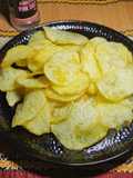 ক্রিস্পি আলুর চিপস। (crispy aloor chips recipe in Bengali)