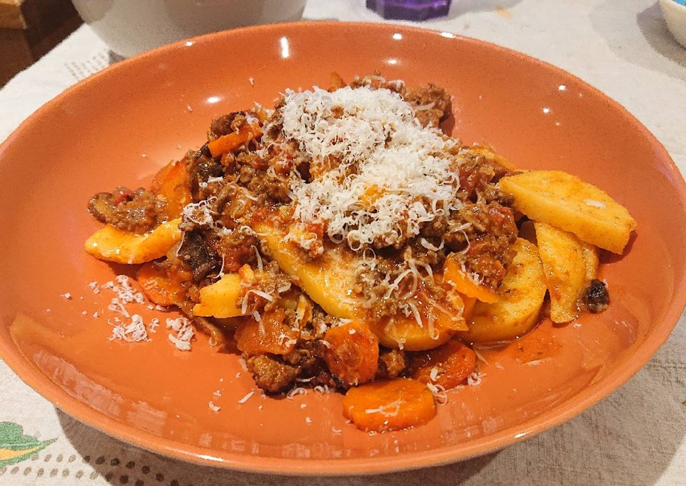 Bolognese With Polenta