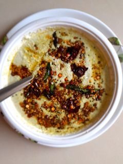 ओल्या नारळाची चटणी (olya naralachi chutney recipe in marathi) रेसिपी चे मुख्य फोटो