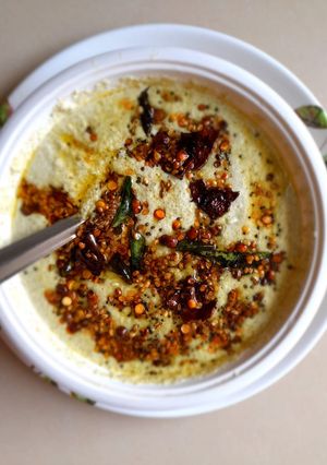 ओल्या नारळाची चटणी (olya naralachi chutney recipe in marathi) रेसिपी चे मुख्य फोटो 