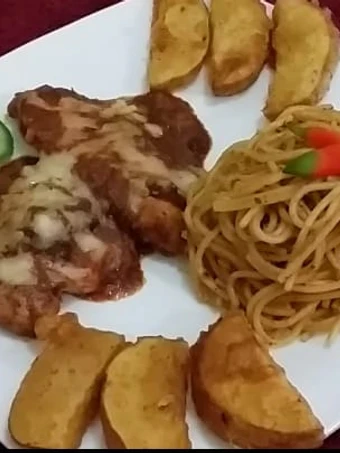 Easy Way Make Cheesy Chicken with spaghetti &amp; potato wedges which Delicious