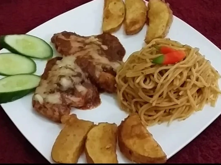 Easy Way Make Cheesy Chicken with spaghetti &amp;amp; potato wedges which Delicious