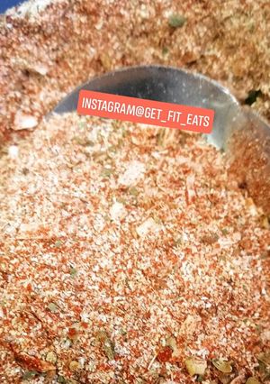A picture of Everything Seasoning.