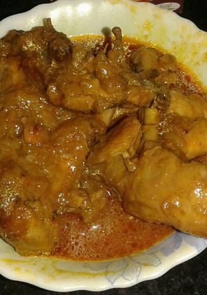 A picture of Chicken masala curry.