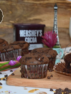 Foto resep Double HERSHEY'S Chocolate & Cheese MUFFINS