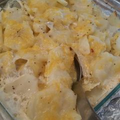 A picture of Scalloped Potatoes.