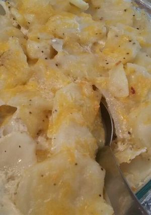 A picture of Scalloped Potatoes.