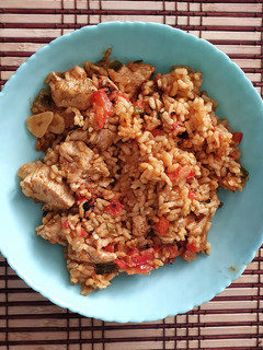 Una foto de Arroz con Pollo y Verduras