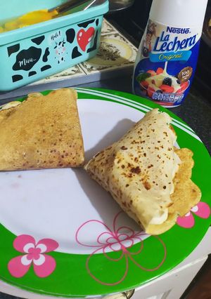 Una foto de Crepas dulces o saladas de la marca tres estrellas ✨