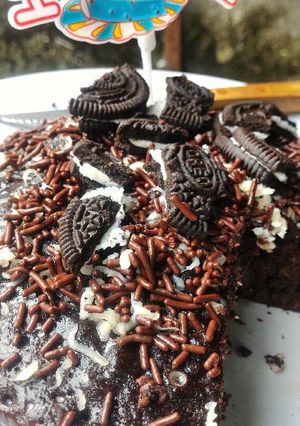 Foto resep Cake Cokelat Oreo No OVEN (pakai Panci teflon Kirin)