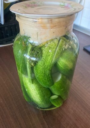 Kovászos uborka ahogy mi szeretjük 🥒 recept fotója