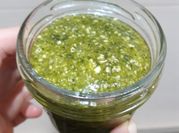 Una foto de pesto de anacardos