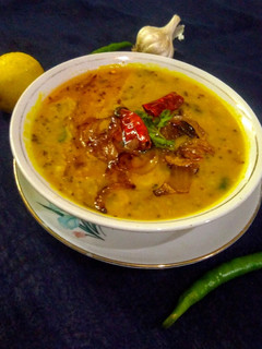 A picture of Dal Panchmel.